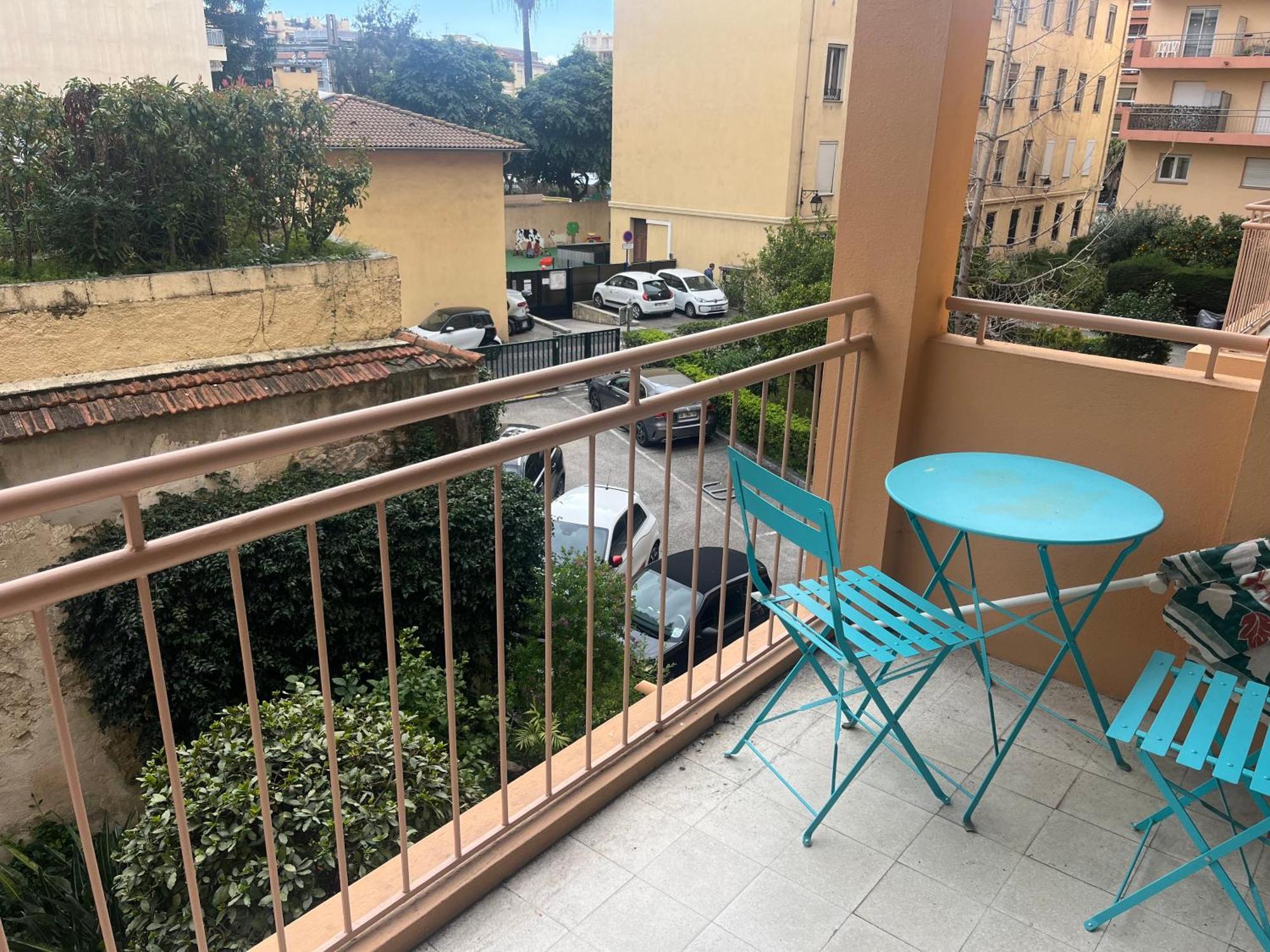 Appartement Proche Gare Routiere ม็องตง ภายนอก รูปภาพ